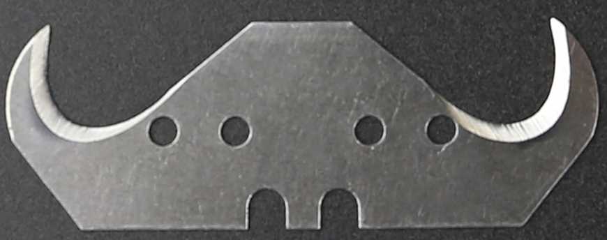 hook blade with 2 notches