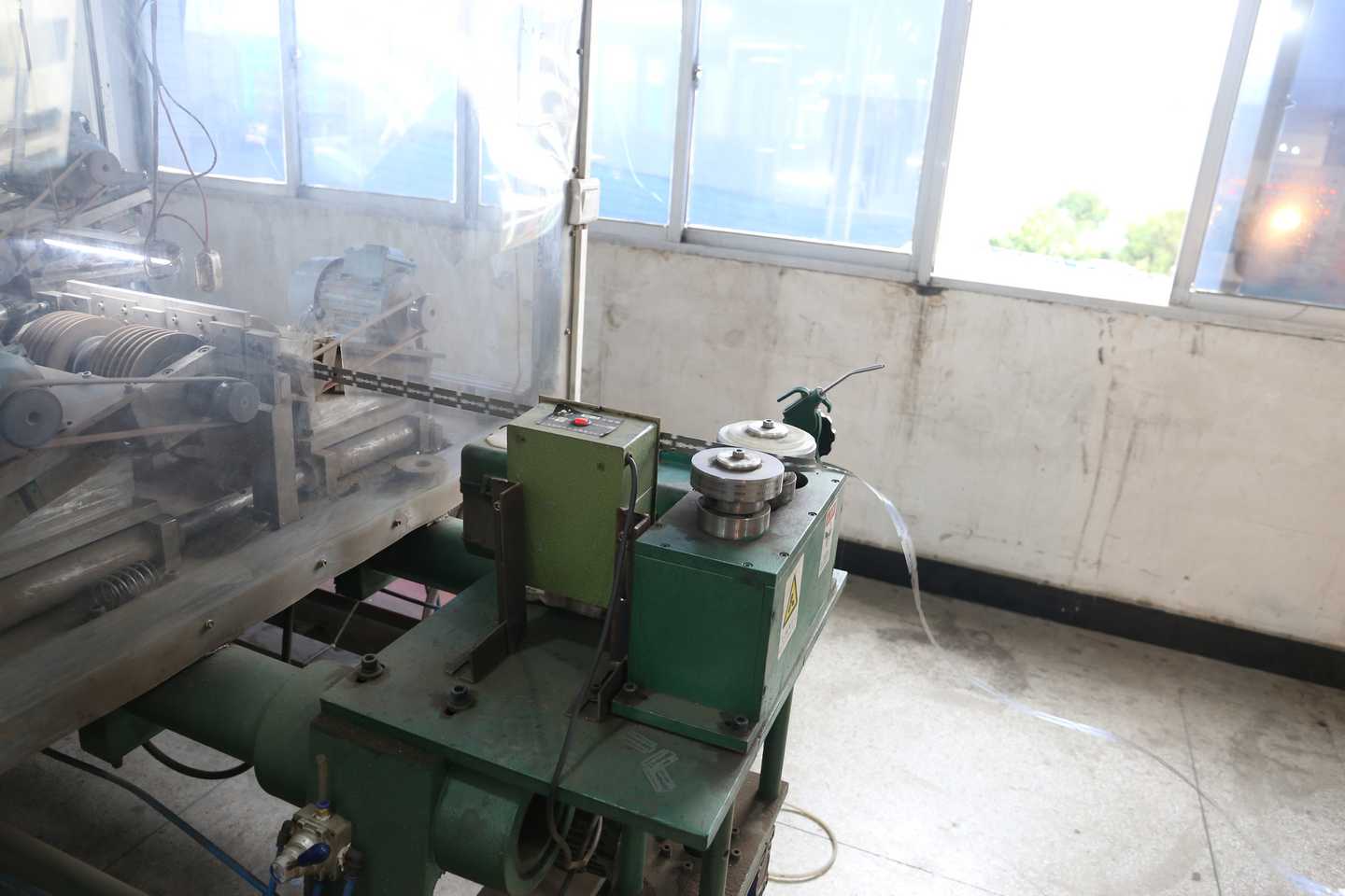 Blade edging processing