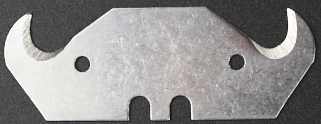 hook blade with 2 notches