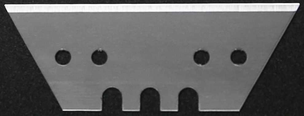 utility blade with 3 notches