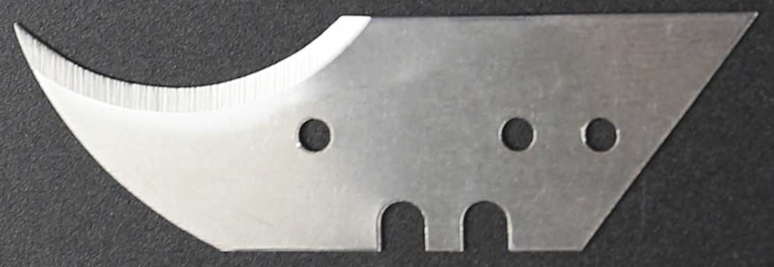 hook blade with 2 notches